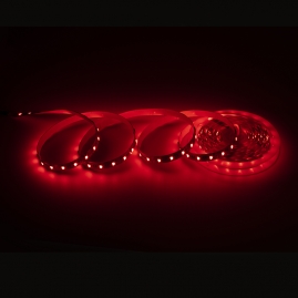 Taśma RGBW świecąca w kolorze czerwonym