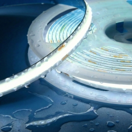 Taśma LED COB na 24VDC do użytku zarówno wewnątrz jak i na zewnątrz budynku.